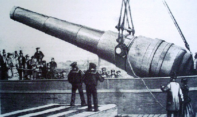 cannone Armstrong da 100 ton
