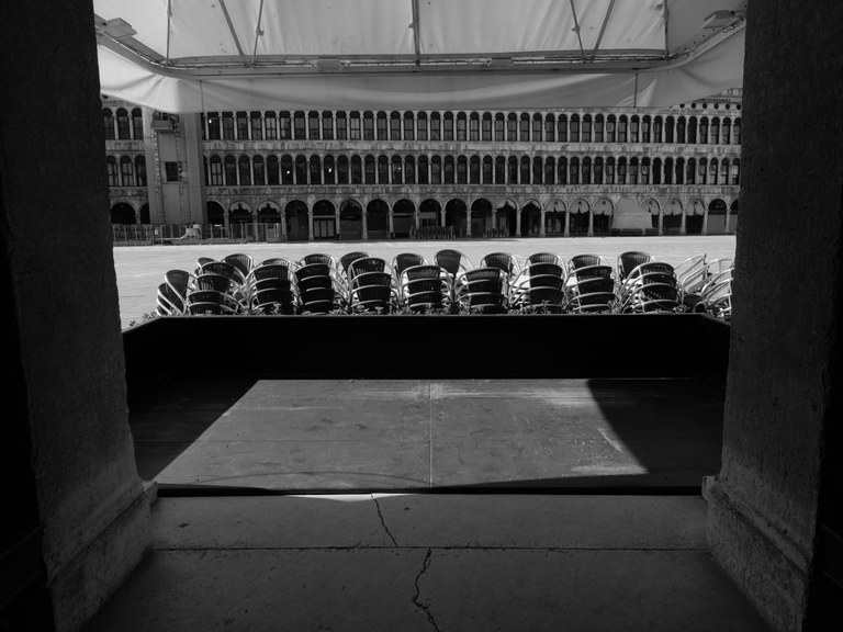 B-2_CHIUSURA TEMPORANEA.JPG