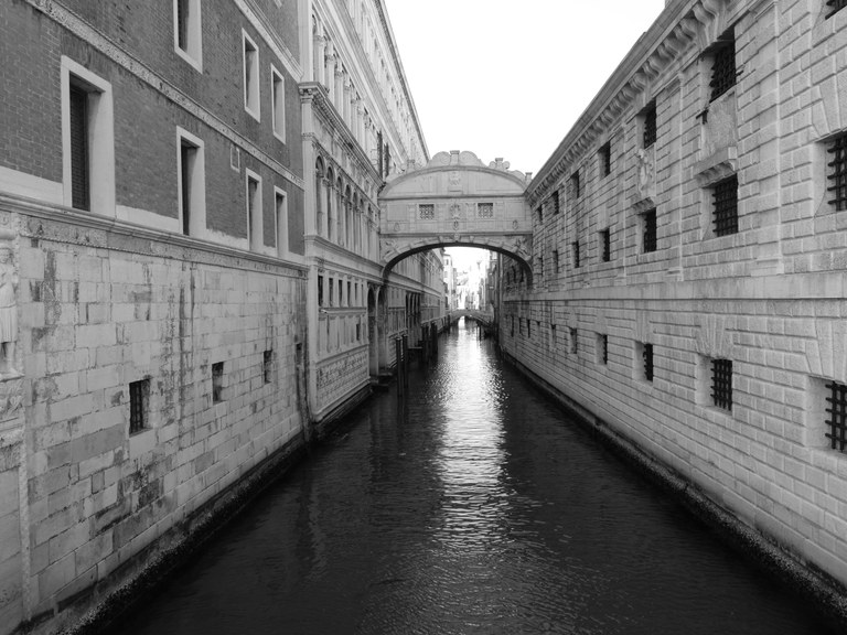 B-3_IL GRIDO DEL SILENZIO.JPG