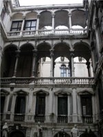 palazzo Pisani: la Loggia prima del restauro