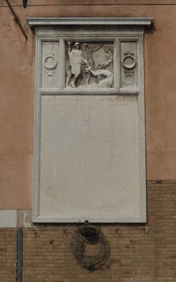 Lapide commemorativa ai caduti della Grande Guerra