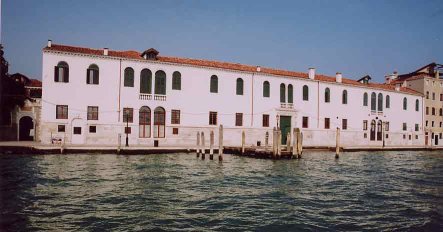 prospetto del complesso degli Incurabili sul canale della Giudecca