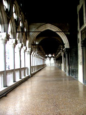 Palazzo Ducale, loggiato